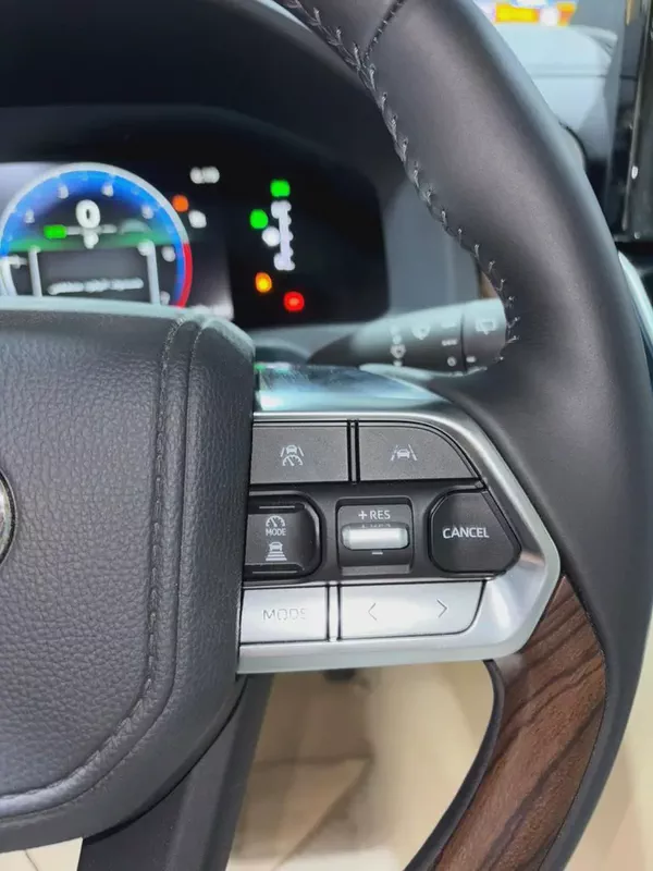 Brand New Toyota Land Cruiser 2026 GXR 3.5L HYBRID TT MAX - GCC Specs