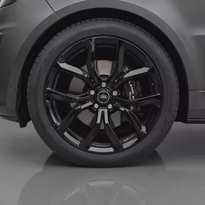 5,940  P.M • 0% Downpayment •  P.M • 0% Downpayment •  Rover Range Rover Sport SVR • Agency Warranty-5