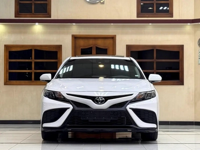 CAMRY SE / 23,000 Km / FULL OPTION / 3 YEARS WARRANTY-10