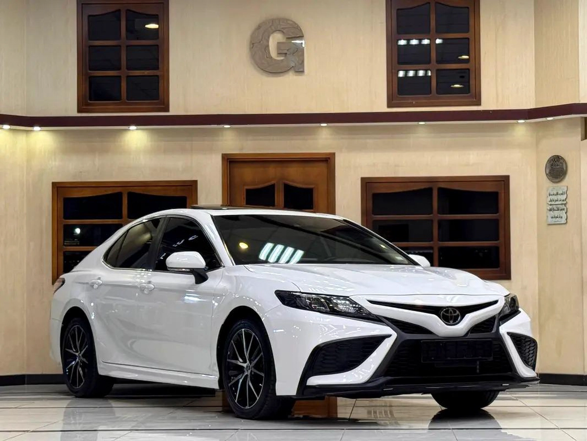 CAMRY SE / 23,000 Km / FULL OPTION / 3 YEARS WARRANTY-13-13