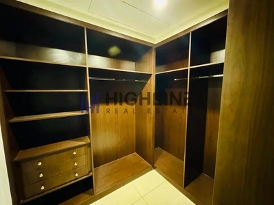Prime Location |Well Maintained | Landscaped Garden-10