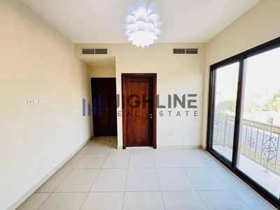 Prime Location |Well Maintained | Landscaped Garden-12