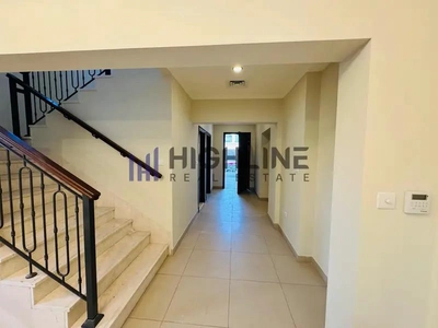 Prime Location |Well Maintained | Landscaped Garden-13