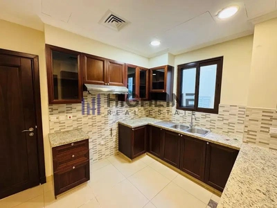 Prime Location |Well Maintained | Landscaped Garden-16
