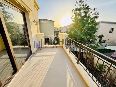 Prime Location |Well Maintained | Landscaped Garden-22