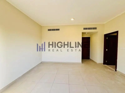 Prime Location |Well Maintained | Landscaped Garden-3