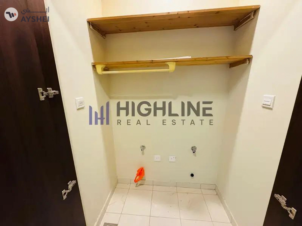 Prime Location |Well Maintained | Landscaped Garden-11-11
