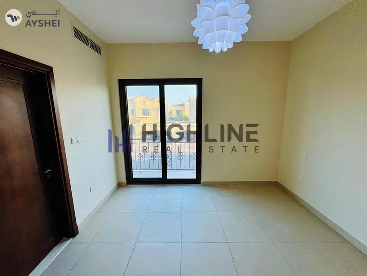 Prime Location |Well Maintained | Landscaped Garden-1-1