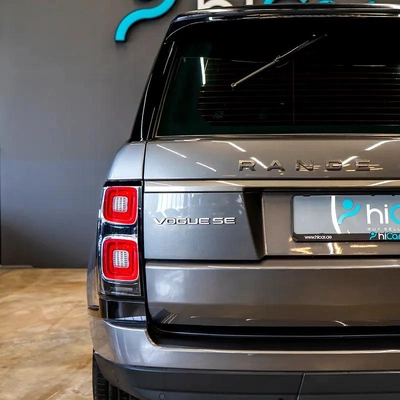 AED 2,682 pm • 0% Downpayment • Range Rover Vogue SE • 1 Year Warranty-7