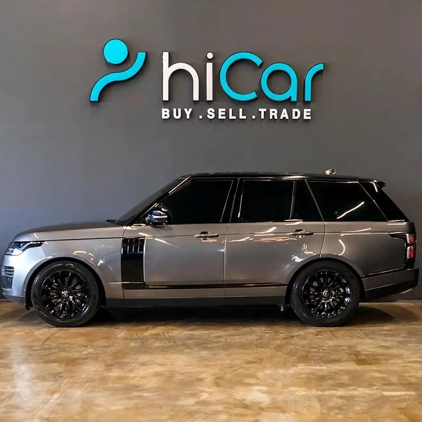 AED 2,682 pm • 0% Downpayment • Range Rover Vogue SE • 1 Year Warranty