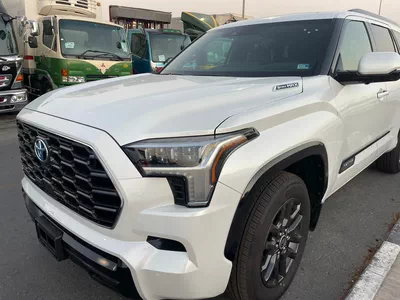 2025 Toyota Sequoia – Full-Size SUV with Power & Luxury-0