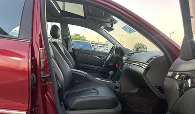 Mercedes Benz E320 STD-13