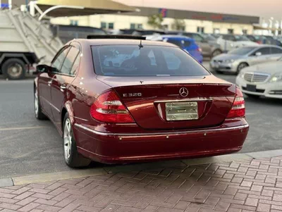 Mercedes Benz E320 STD-7