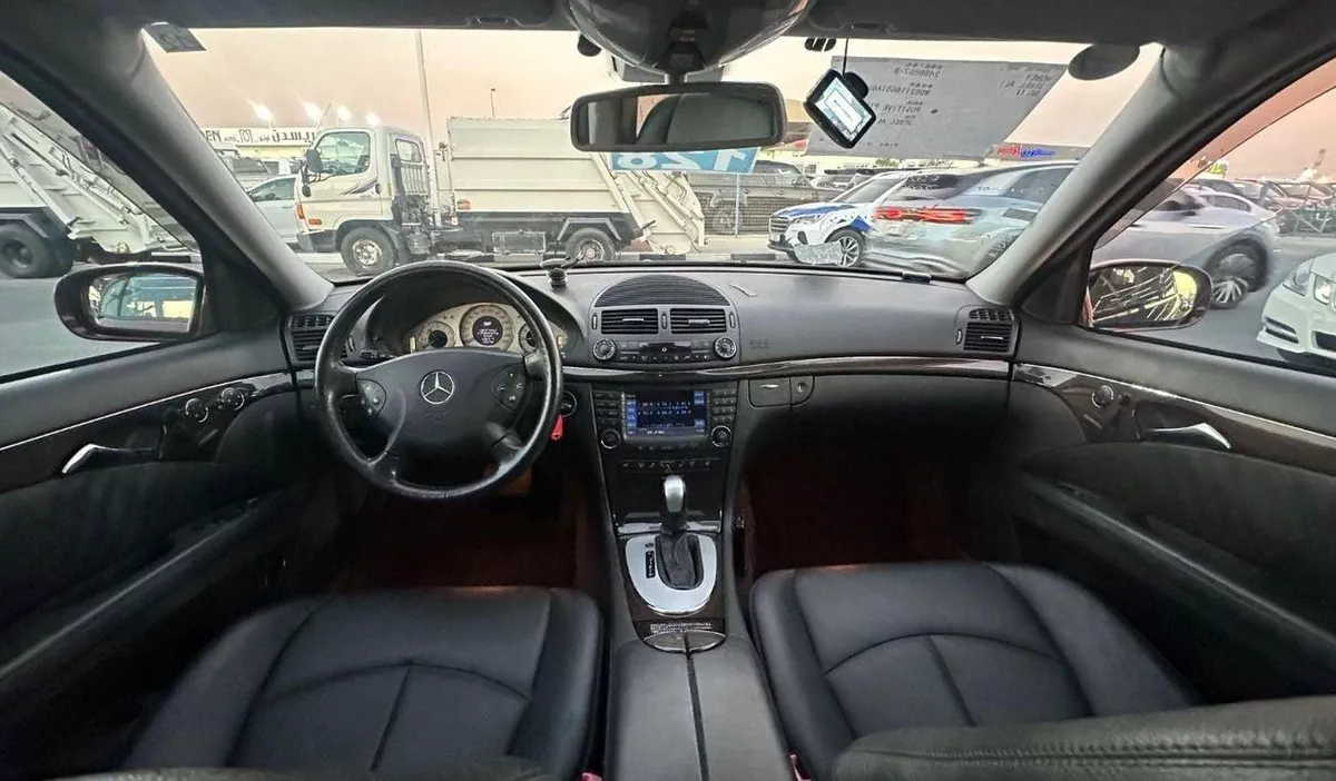 Mercedes Benz E320 STD-9-0