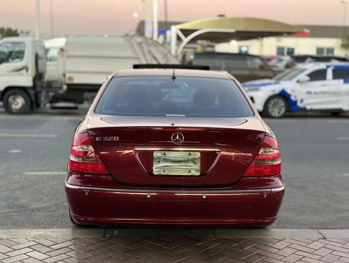 Mercedes Benz E320 STD-5-0