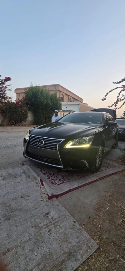 Lexus LS460 V8 4.6L-8CYL FULL-2