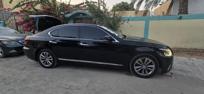 Lexus LS460 V8 4.6L-8CYL FULL-13