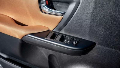 Toyota Fortuner EXR-10