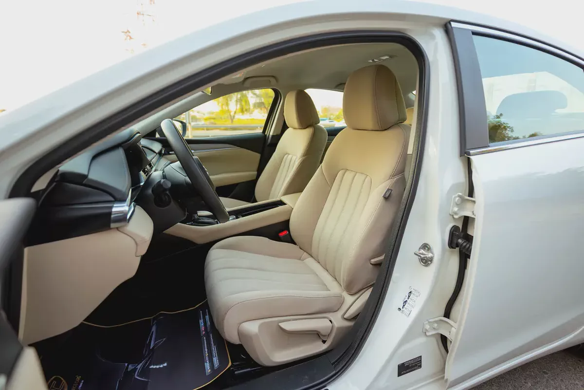 AED 985/Month | Mazda 6 | Pure | GCC Specs | REF#M22806-9-9