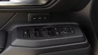 Toyota Prado VXR 2.4T-12