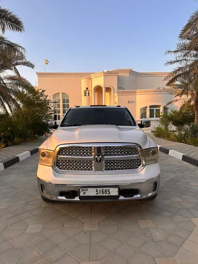 2014 Ram 1500 laramie-1