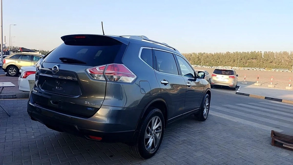 Nissan Rogue SL 2014 - American Specs - GCC Ready!
