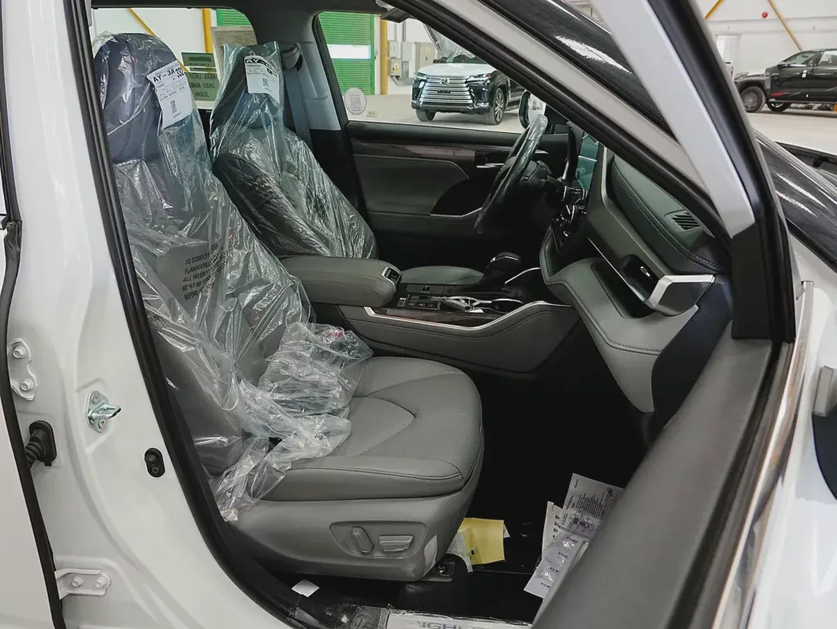 2026 TOYOTA HIGHLANDER 2.5L HEV LIMITED JBL PETROL GCC BRAND NEW 0KM-12-12