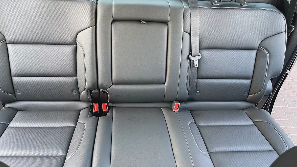 GMC sierra pick up V8 GCC original paint 100% free Accident very well maintained no issues-16-16