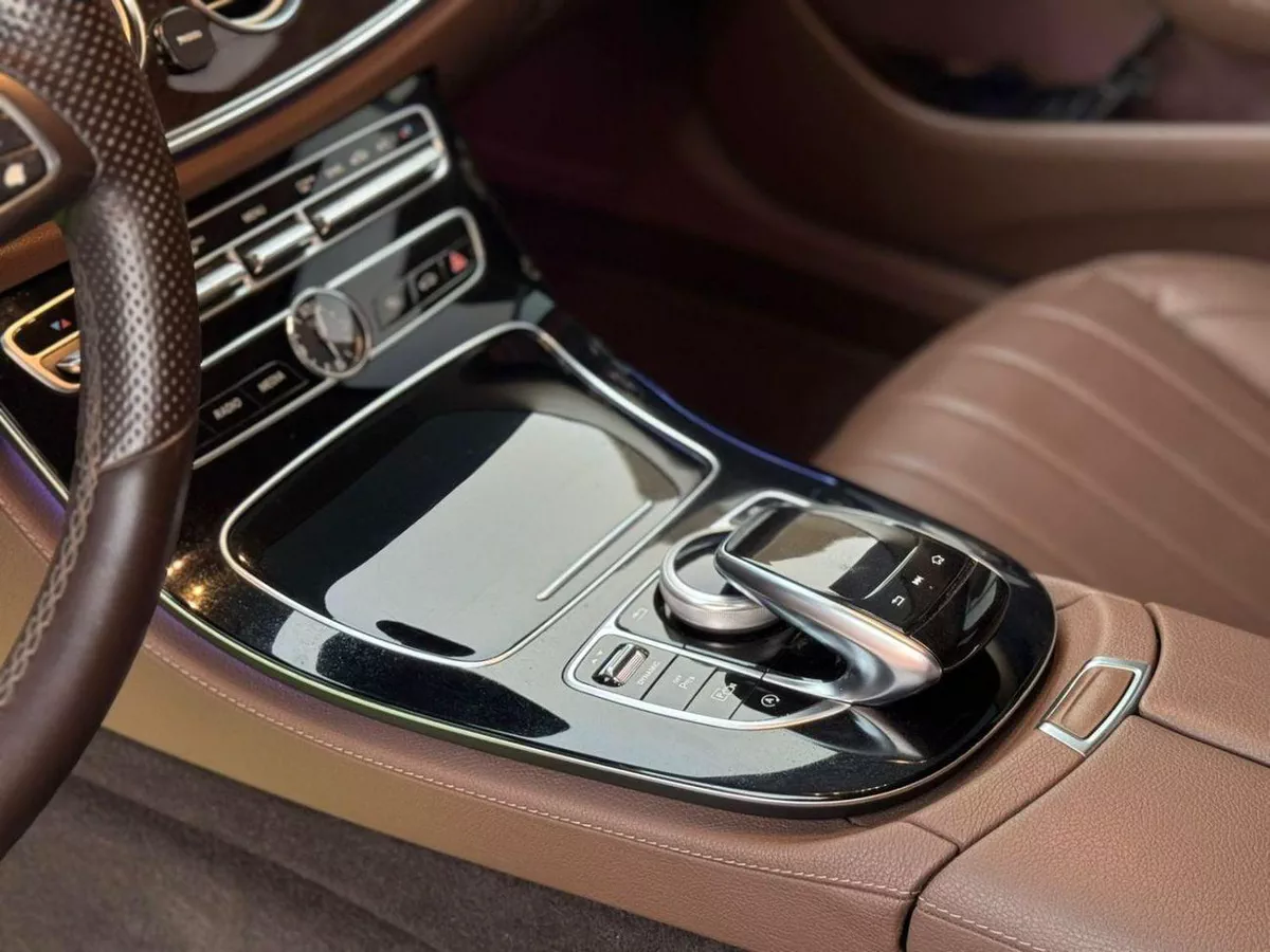 Mercedes Benz E200 STD E200 2018 GCC UPDATE E63-9-0