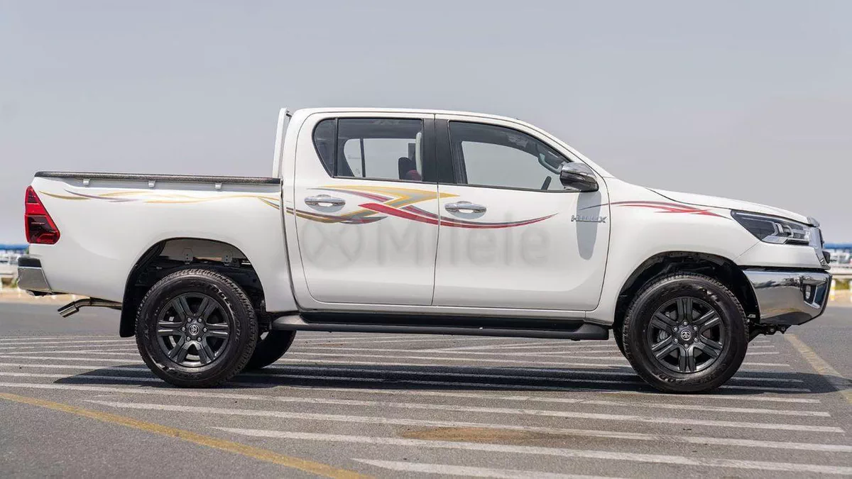 Toyota Hilux TOYOTA HILUX DC | 2-YEAR WARRANTY + SERVICE AVAILABLE | IN-HOUSE FINANCING | 0% DOWNPAYMENT (BANK)-5-0