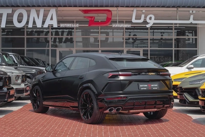 Lamborghini Urus Standard Japanese Specs -| 8,000km | Under Warranty | 2022-1