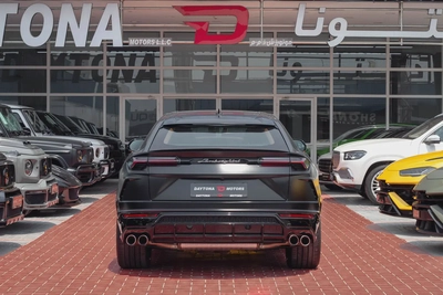 Lamborghini Urus Standard Japanese Specs -| 8,000km | Under Warranty | 2022-5