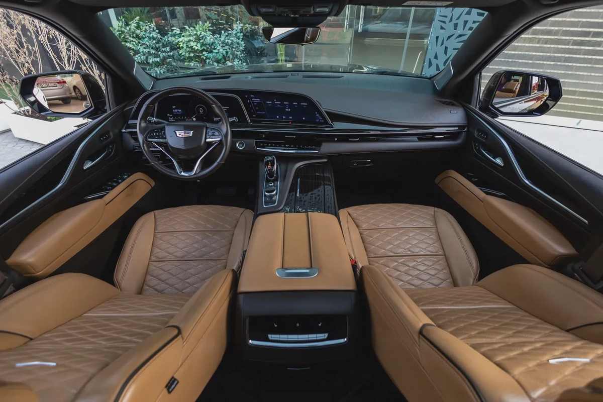 2022 Cadillac Escalade Platinum Orignal-10-10