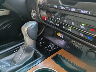 Lexus RX 350 Platinum 2021 AWD - American Specs - GCC Resale-12