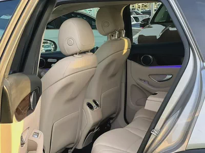 Mercedes-Benz GLC 300 2022 - American Specs-8