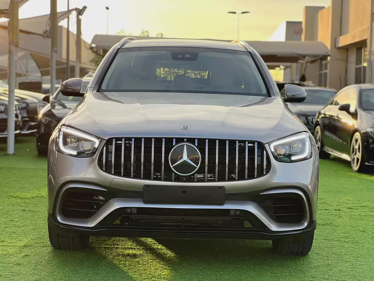 Mercedes-Benz GLC 300 2022 - American Specs