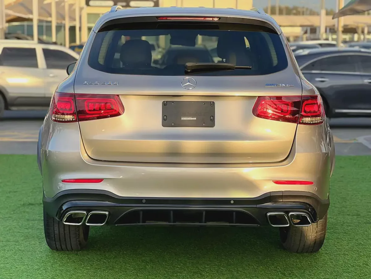 Mercedes-Benz GLC 300 2022 - American Specs-4-4