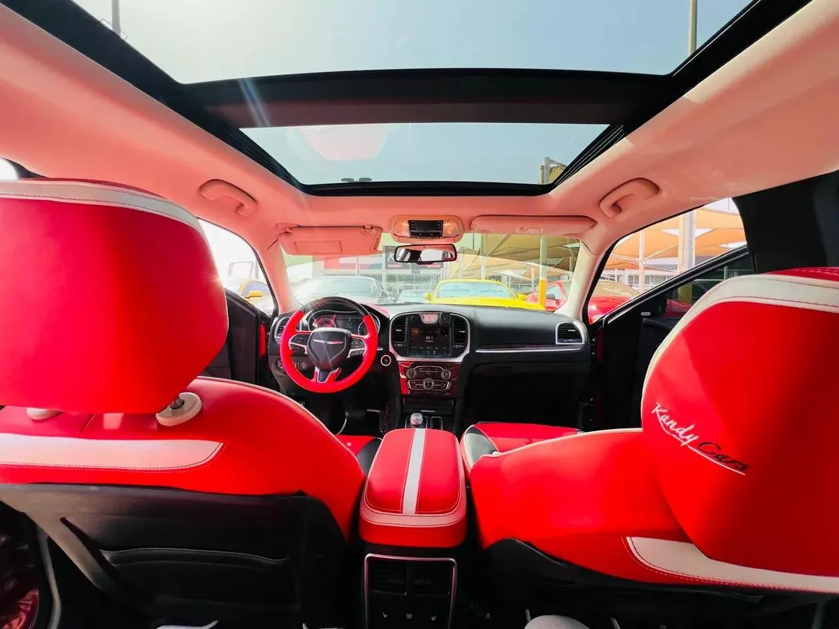 2015 Chrysler 300C-8-8