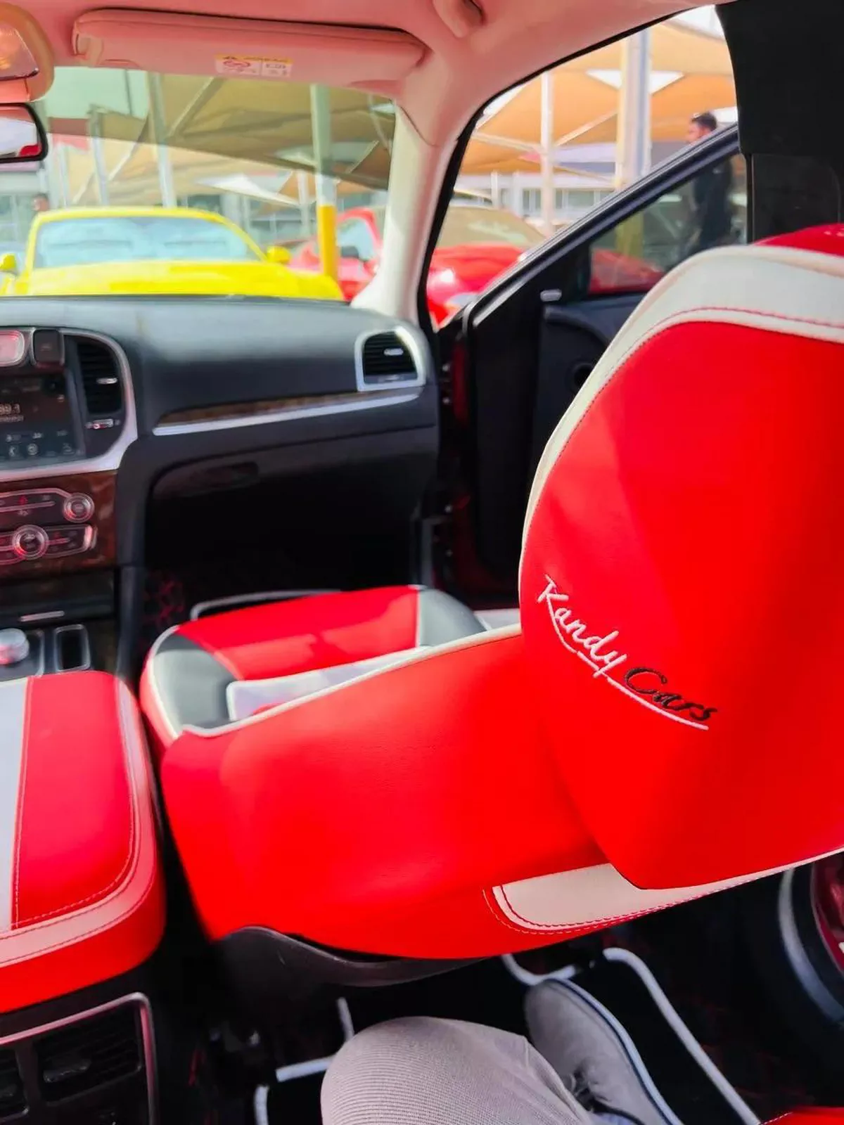 2015 Chrysler 300C-4-4