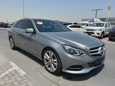 Mercedes-Benz E 300 4MATIC 2015 - Korean Specs - GCC Car-0