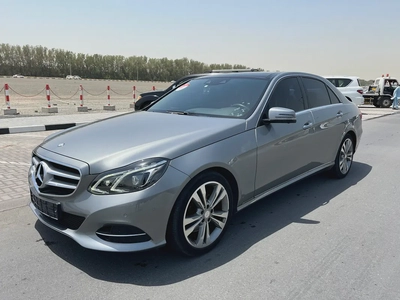 Mercedes-Benz E 300 4MATIC 2015 - Korean Specs - GCC Car-2