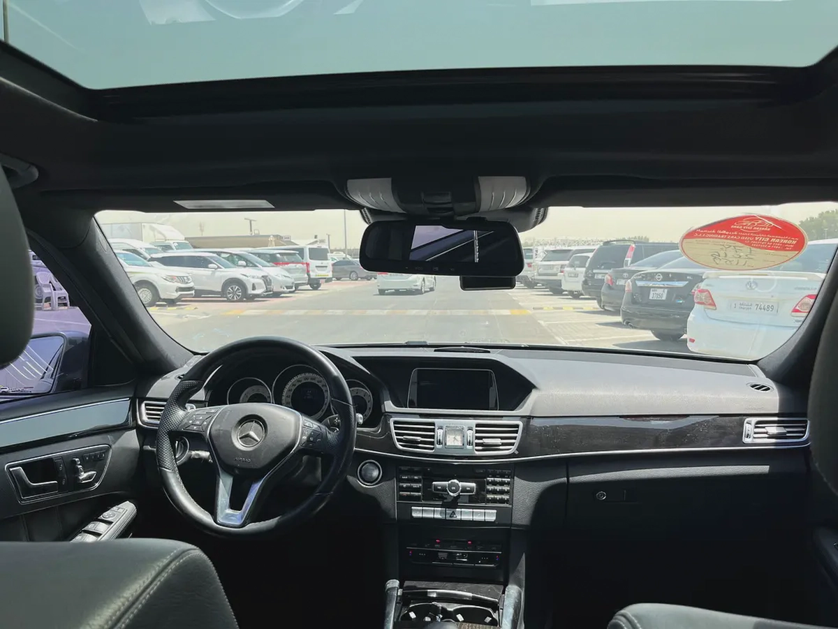 Mercedes-Benz E 300 4MATIC 2015 - Korean Specs - GCC Car-8-8