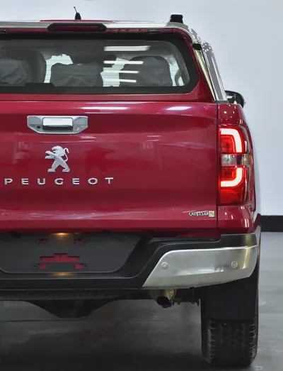 AED 1,081 EMi for 5Yrs | Peugeot Landtrek 4WD ( 2023 Model ) in Red Color GCC Specs-9