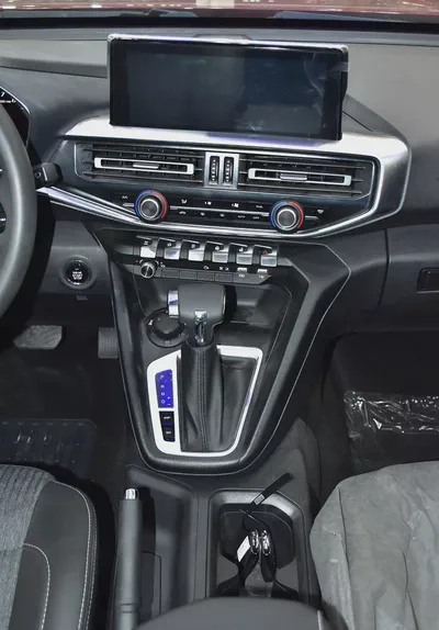 AED 1,081 EMi for 5Yrs | Peugeot Landtrek 4WD ( 2023 Model ) in Red Color GCC Specs-15