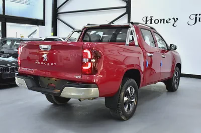 AED 1,081 EMi for 5Yrs | Peugeot Landtrek 4WD ( 2023 Model ) in Red Color GCC Specs-6