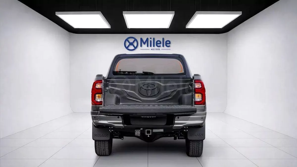 Toyota Hilux ADVENTURE | 2-YEAR WARRANTY + SERVICE AVAILABLE | IN-HOUSE FINANCING | 0% DOWNPAYMENT (BANK)-7-0