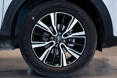 Kia kx1 2025-6