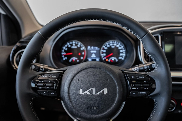 Kia kx1 2025