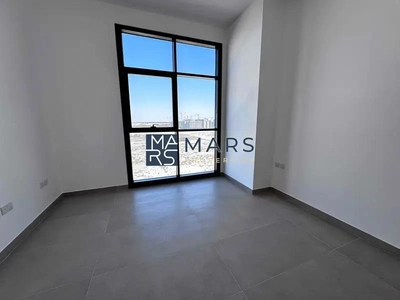 🌟 "Luxurious Brand New 3-Bedroom Haven in Al Mamsha, Muwaileh Perfect for Families!" 🌟-6