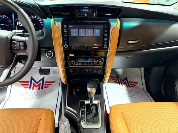 Toyota Fortuner VXR 2025 0km - GCC Specs with 5 years warranty from the dealer